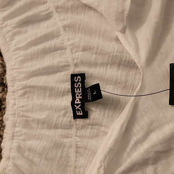 Express Top - Picture 2 of 5